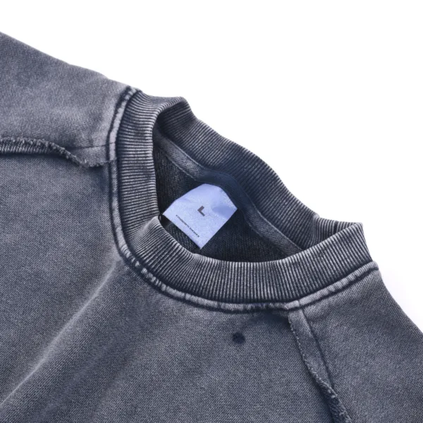 C-HL1243 Batik Raglan Raw Hem T-Shirt