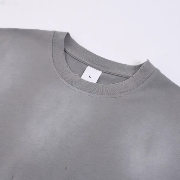 C-HL6624 Spray Monkey Ripped & Distressed Frayed Edge Short Sleeve Tee