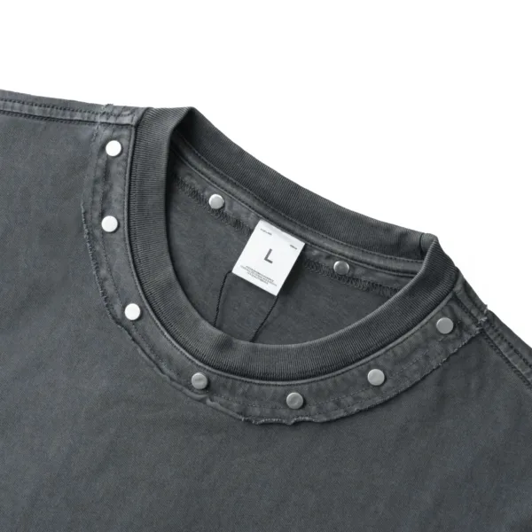 C-S26005 Vintage Washed Crew Neck Rivet T-Shirt