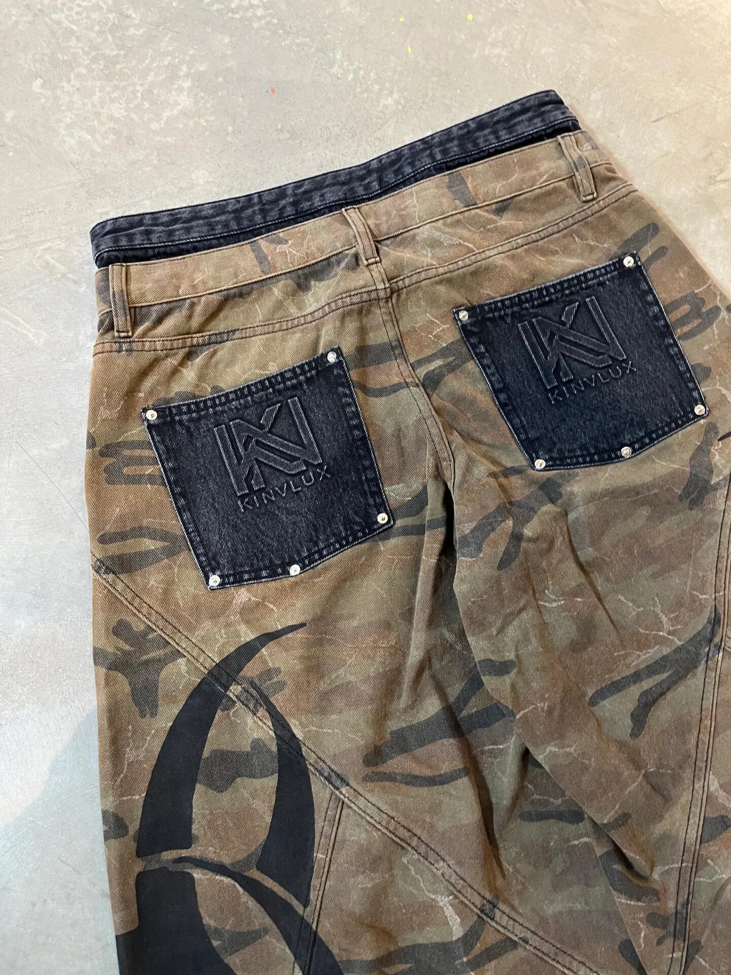 Pocket Detail